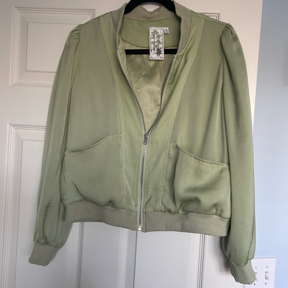 Sadie and Sage Light Green Women's Zip-Front Bomber Jacket